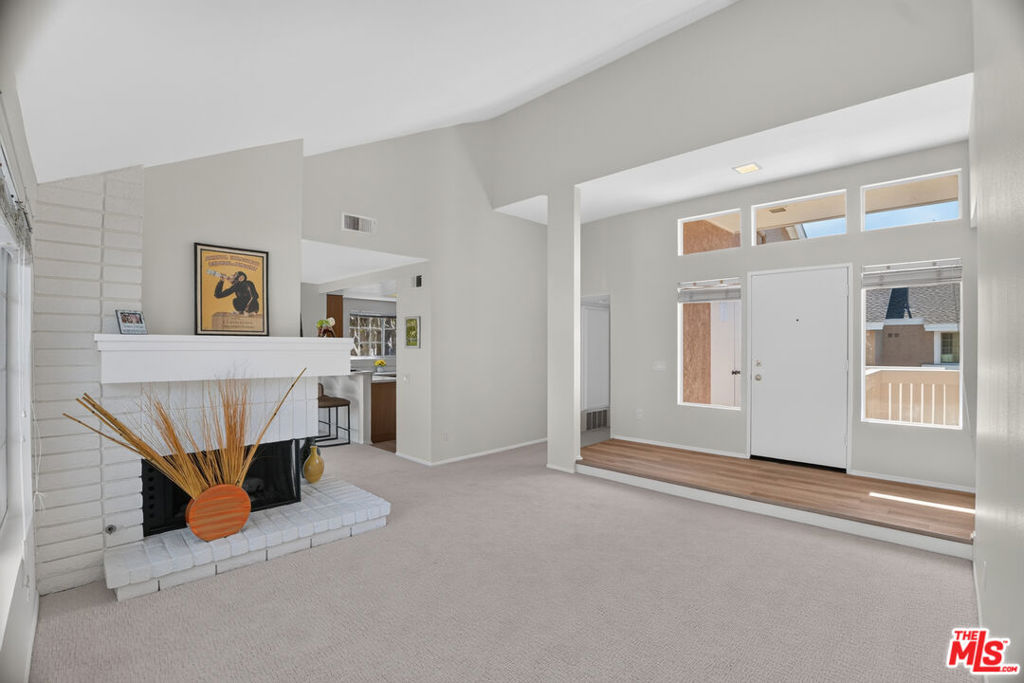 163 Greenfield, Irvine CA 92614 - photo 3
