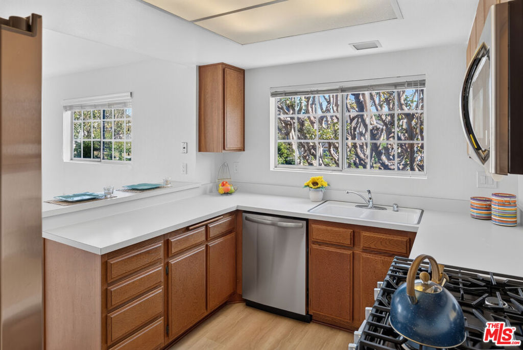 163 Greenfield, Irvine CA 92614 - photo 7