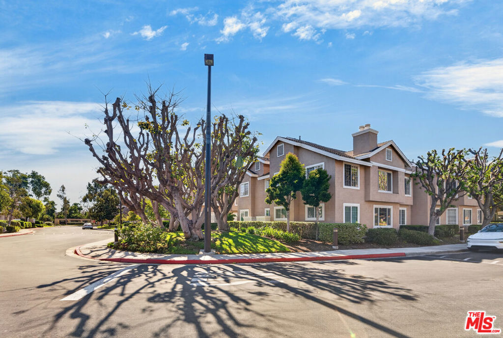 163 Greenfield, Irvine CA 92614 - photo 29