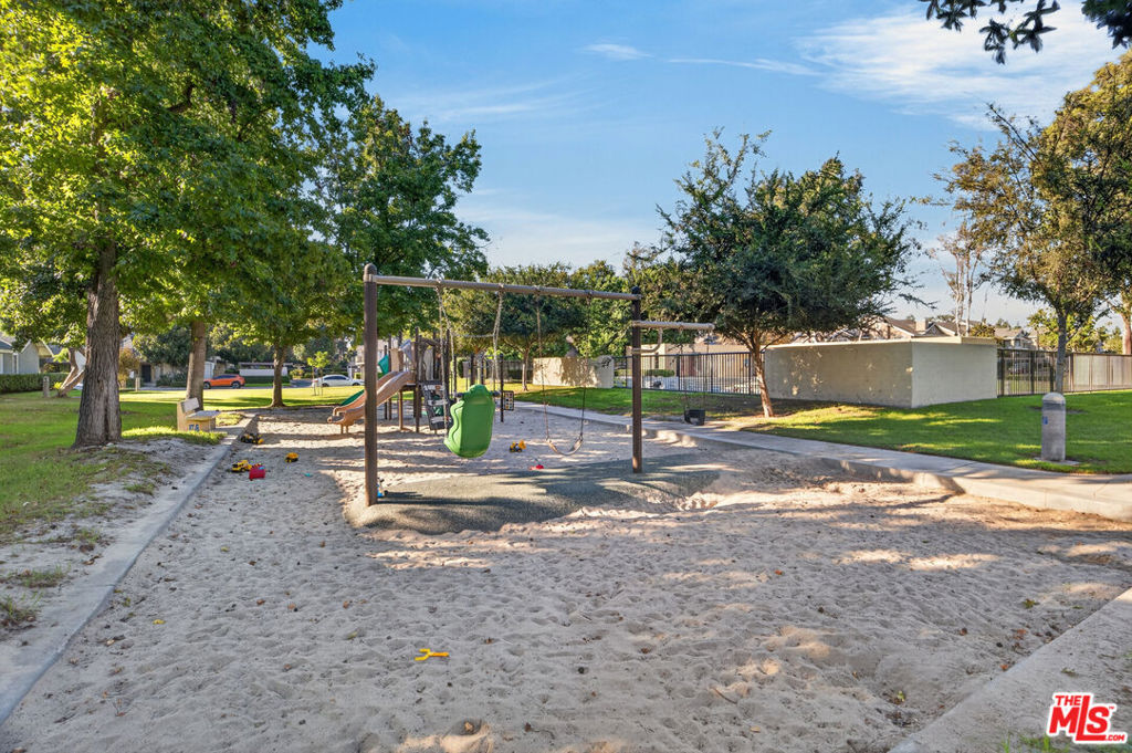 163 Greenfield, Irvine CA 92614 - photo 31