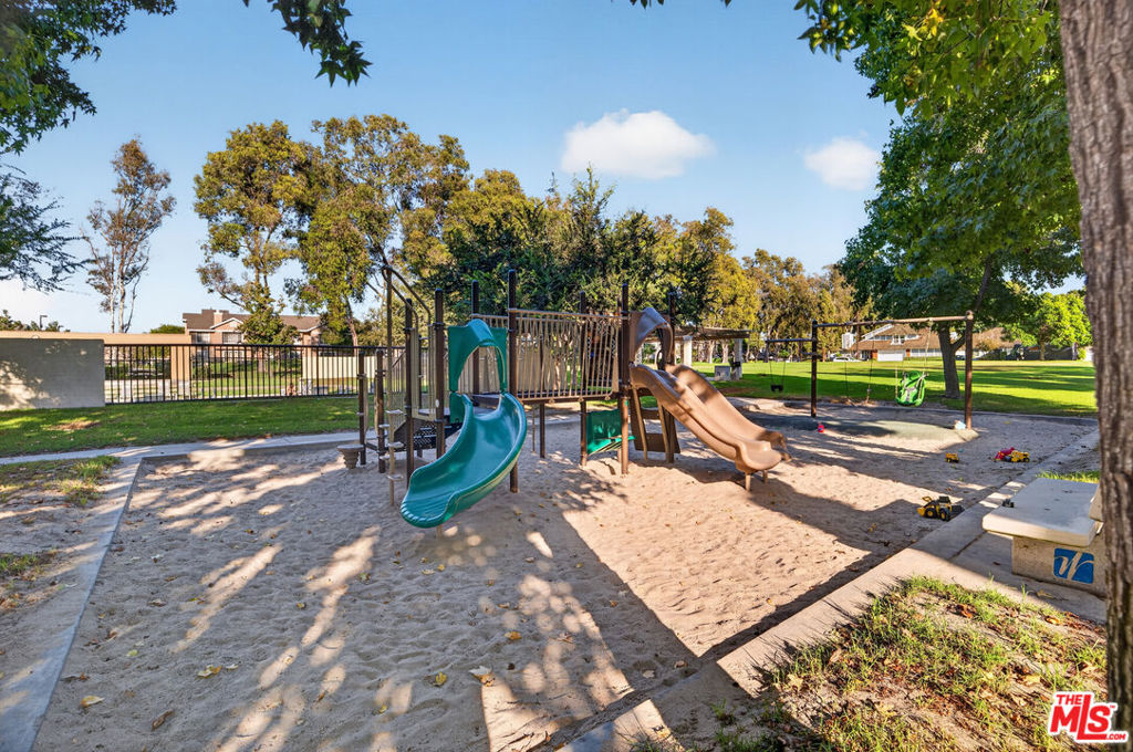 163 Greenfield, Irvine CA 92614 - photo 32