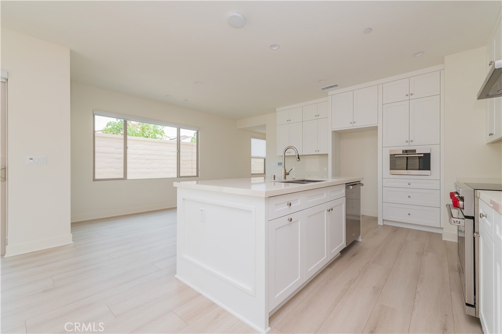 163 Pisano, Irvine CA 92618 - photo 6