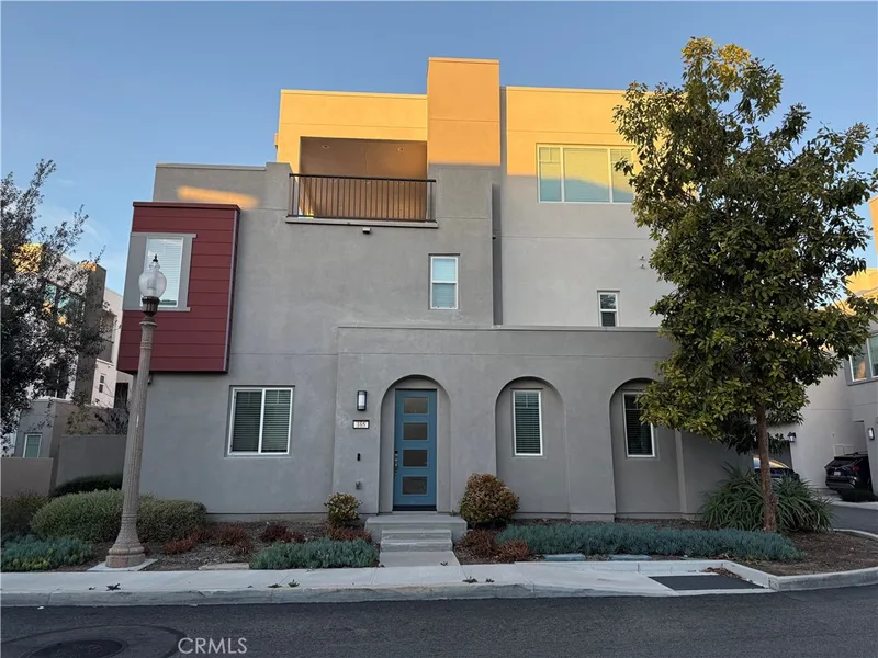 165 Tenor, Irvine