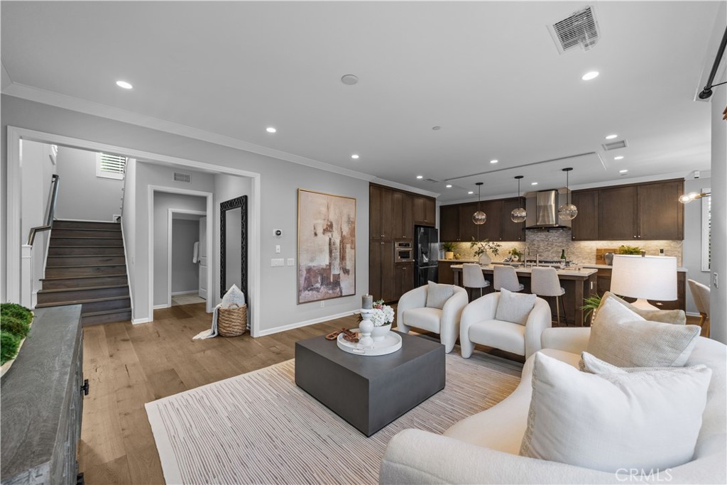 166 Frontier, Irvine CA 92620 - photo 4
