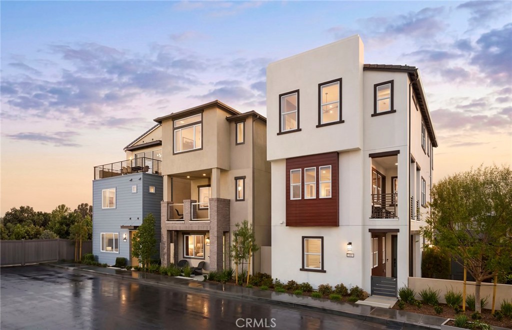 Call onsite Sales office at (949) 806-4900 for all information. Open 7 days a week, Tue-Sun, 10 am to 6pm, Mon. 1 pm to - 167 Moody, Irvine CA 92618 - photo 16