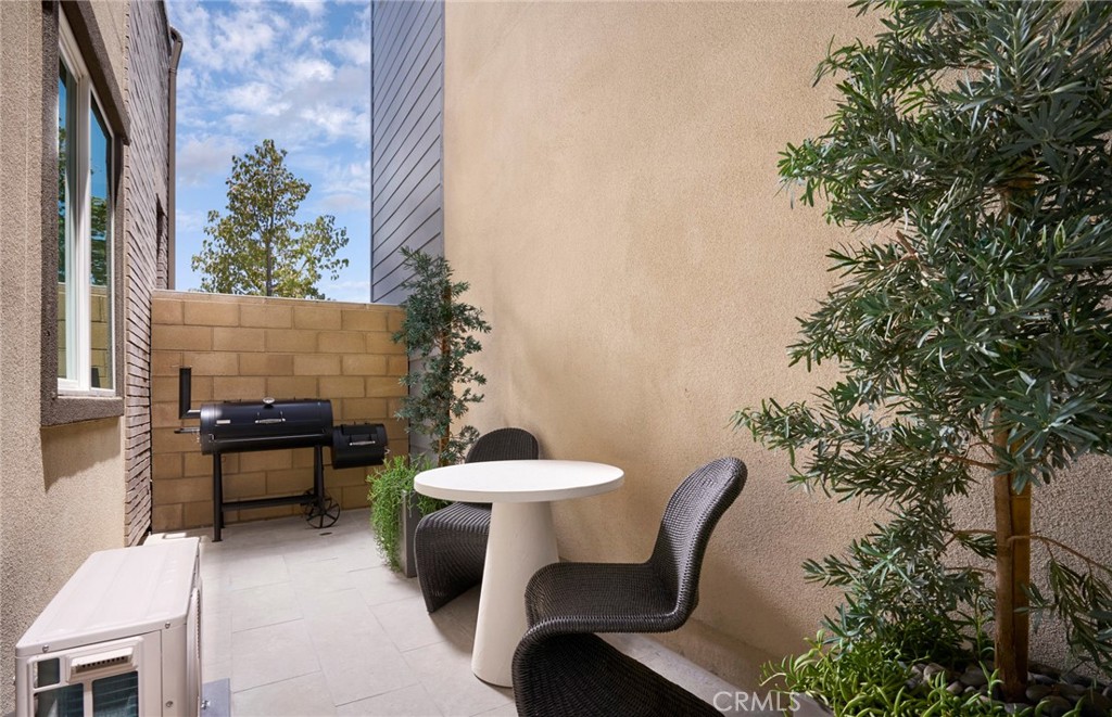 Call onsite Sales office at (949) 806-4900 for all information. Open 7 days a week, Tue-Sun, 10 am to 6pm, Mon. 1 pm to - 167 Moody, Irvine CA 92618 - photo 18