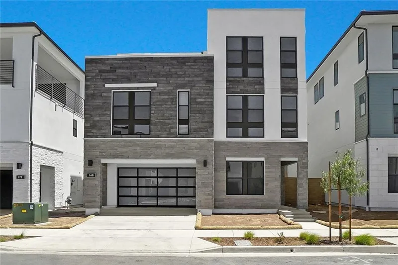 168 Creation, Irvine, CA 92618