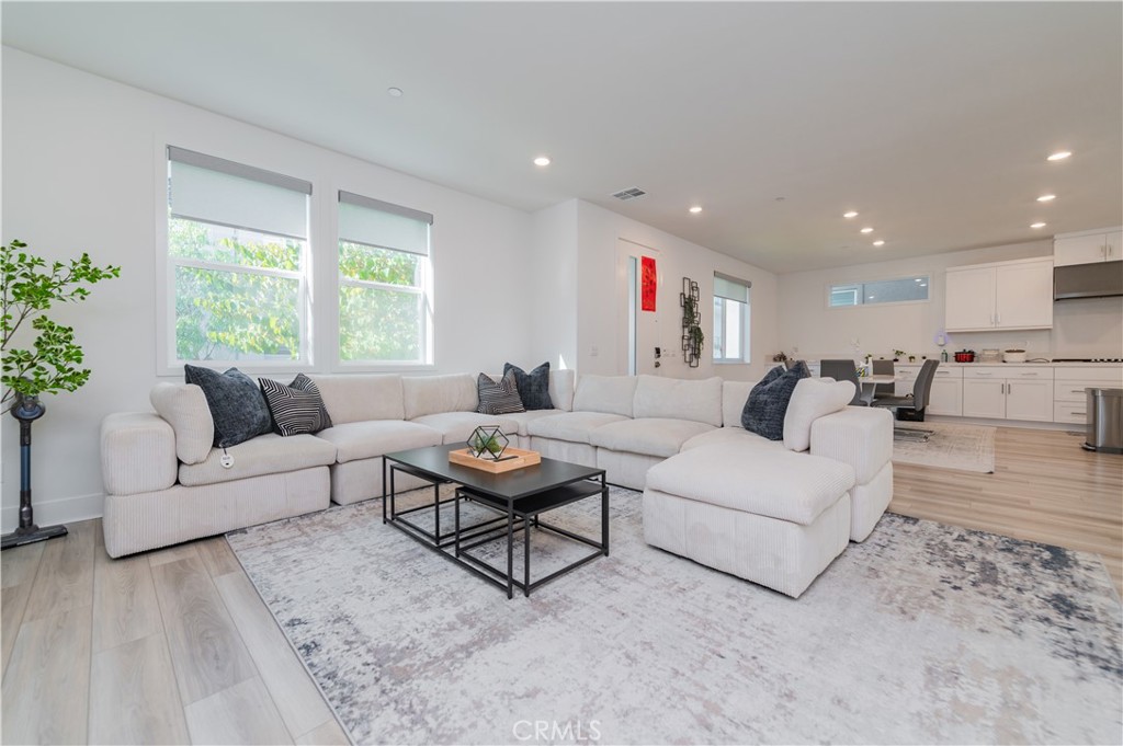 168 Sash, Irvine CA 92618 - photo 5