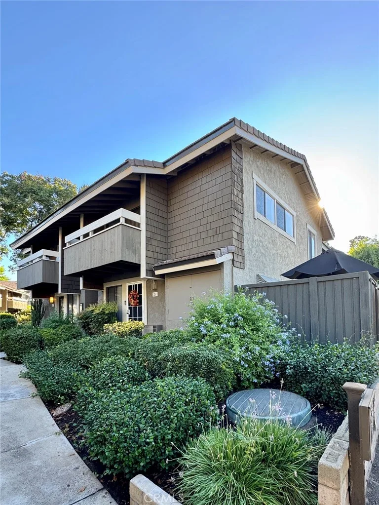 168 Streamwood, Irvine