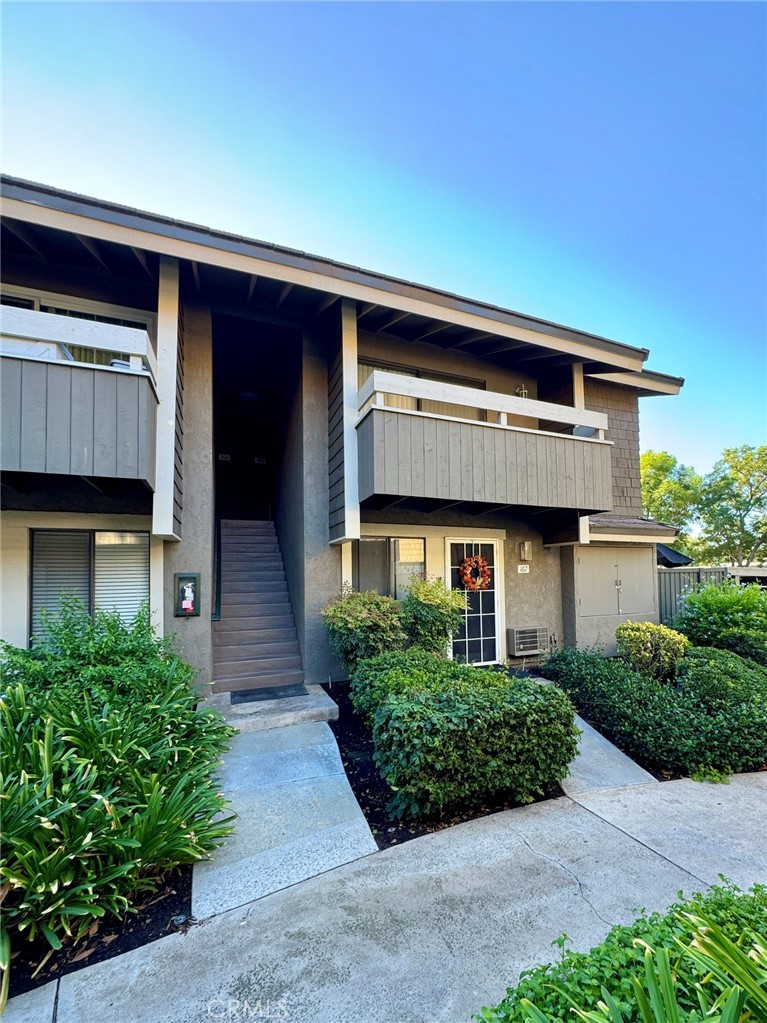 168 Streamwood, Irvine CA 92620 - photo 2