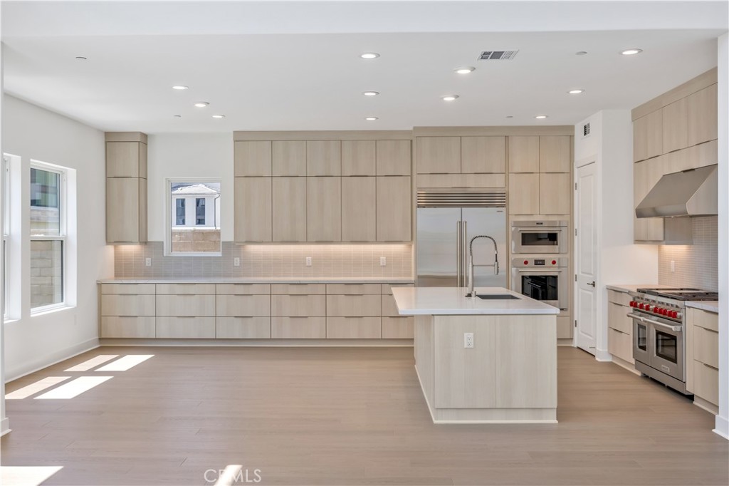 169 Creation, Irvine CA 92618 - photo 5