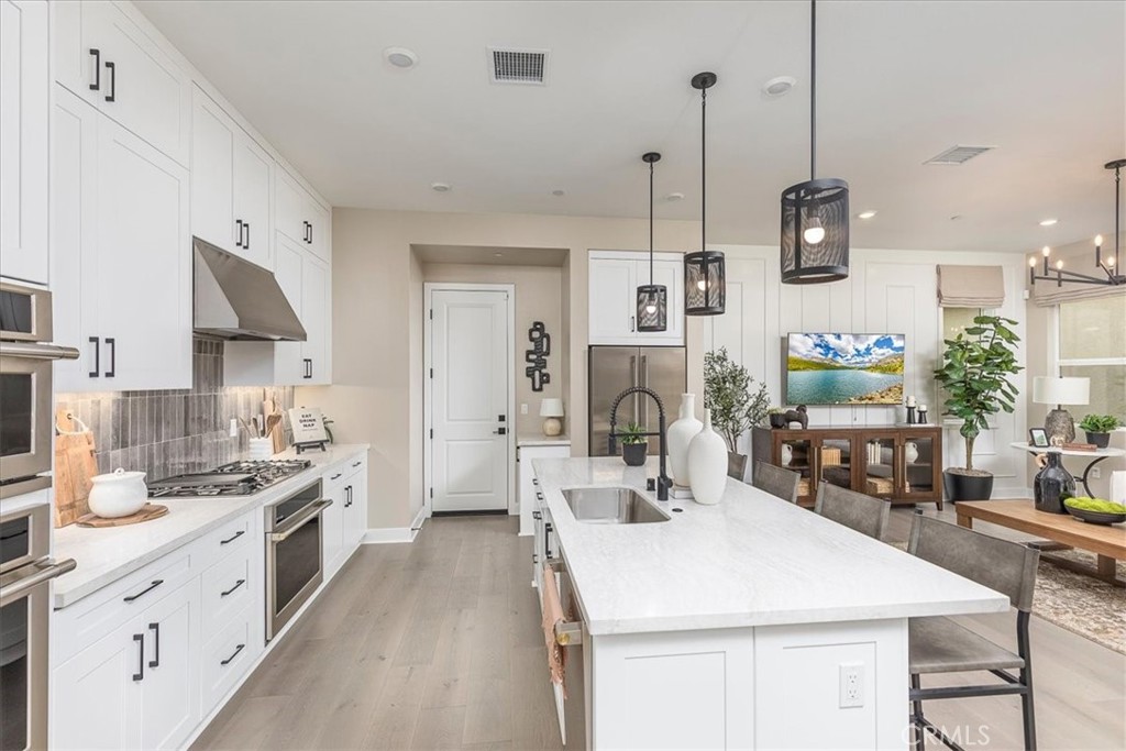 Kitchen - 169 Great Park Boulevard, Irvine CA 92618 - photo 5