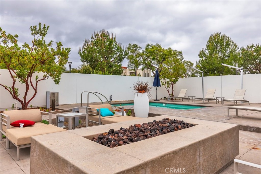Poolside Firepit - 169 Great Park Boulevard, Irvine CA 92618 - photo 21