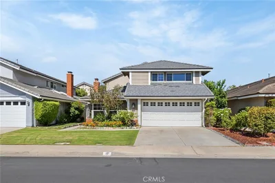 17 Alderbrook, Irvine