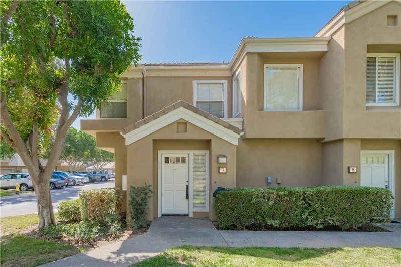 17 Auburn Aisle, Irvine, CA 92612