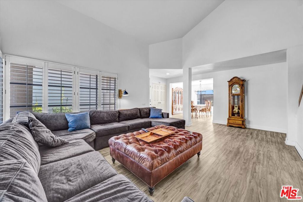 17 Castillo, Irvine CA 92620 - photo 2
