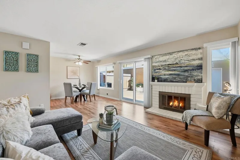 17 Cheyenne 64, Irvine, CA 92604