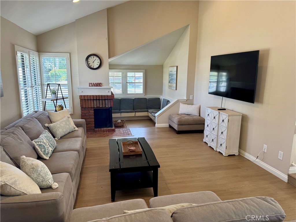 Living Room - 17 FALLBROOK, Irvine CA 92604 - photo 2