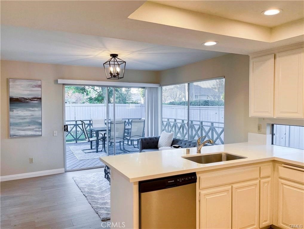 Kitchen - 17 FALLBROOK, Irvine CA 92604 - photo 6