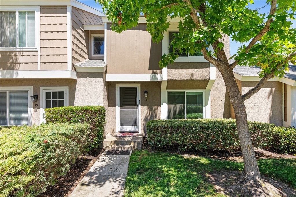 17 Hollowglen, Irvine CA 92604 - photo 1