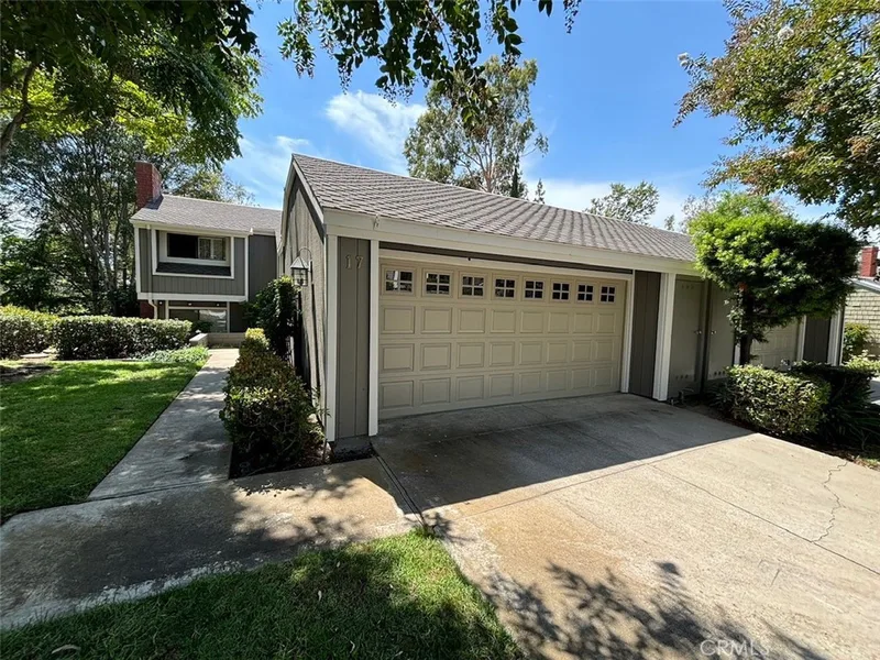 17 Rainbow Falls, Irvine, CA 92603