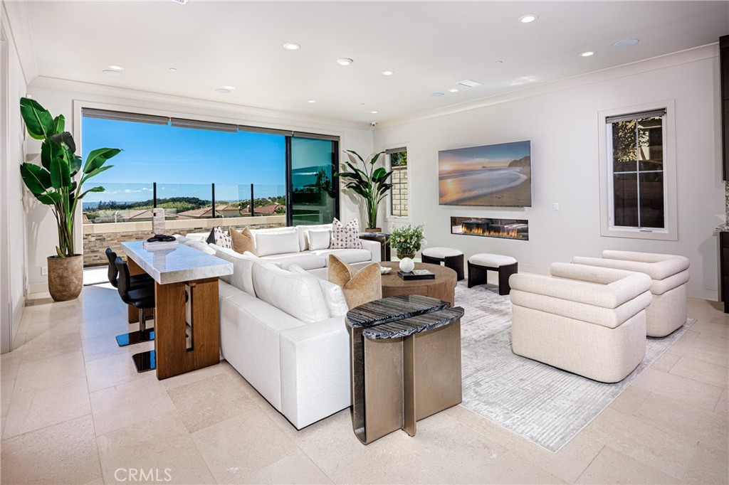 Family Room - 170 Leafy Pass, Irvine CA 92602 - photo 11