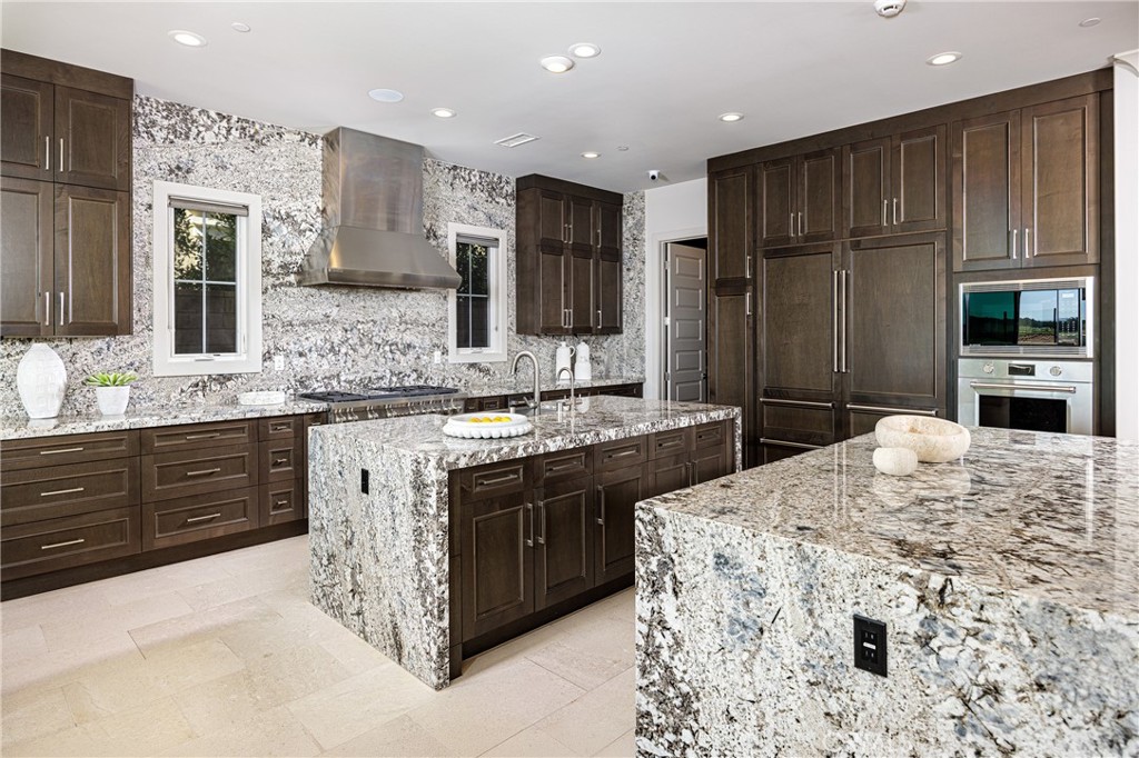 Dual Islands - 170 Leafy Pass, Irvine CA 92602 - photo 14