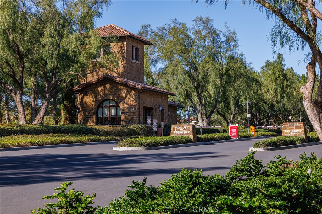 Gated Entry - 170 Leafy Pass, Irvine CA 92602 - photo 61