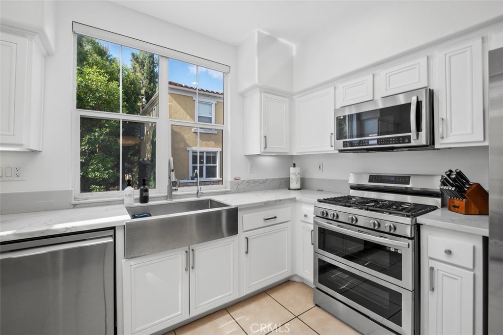 1706 Terra Bella, Irvine CA 92602 - photo 7