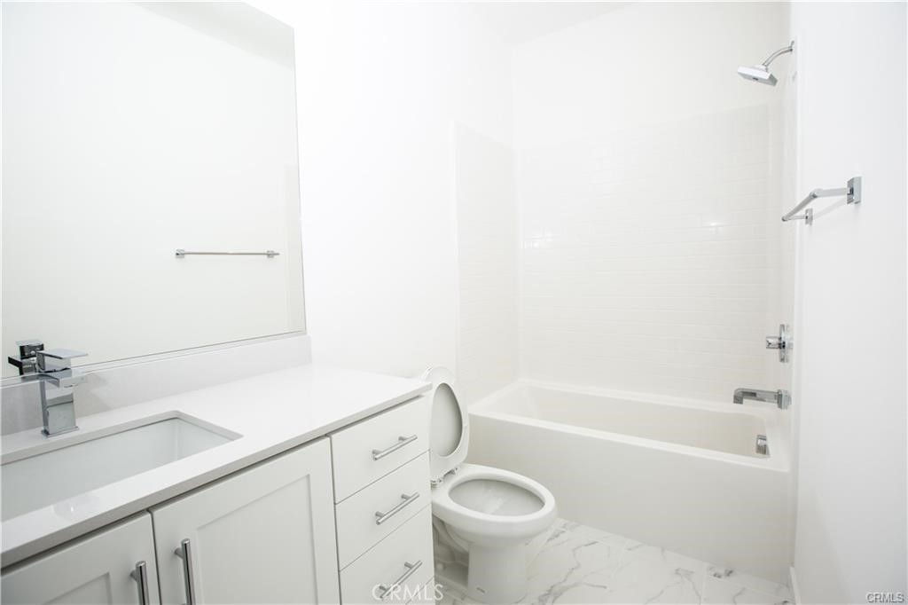 172 Placemark, Irvine CA 92614 - photo 5