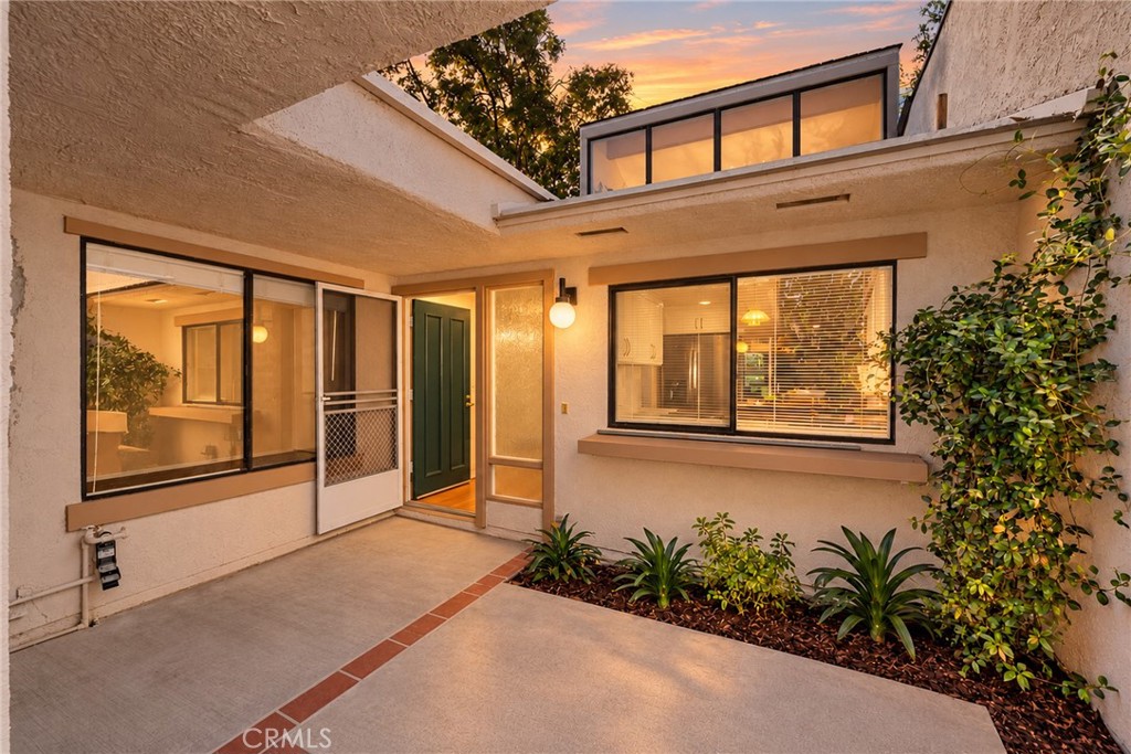 17284 Citron, Irvine CA 92612 - photo 4