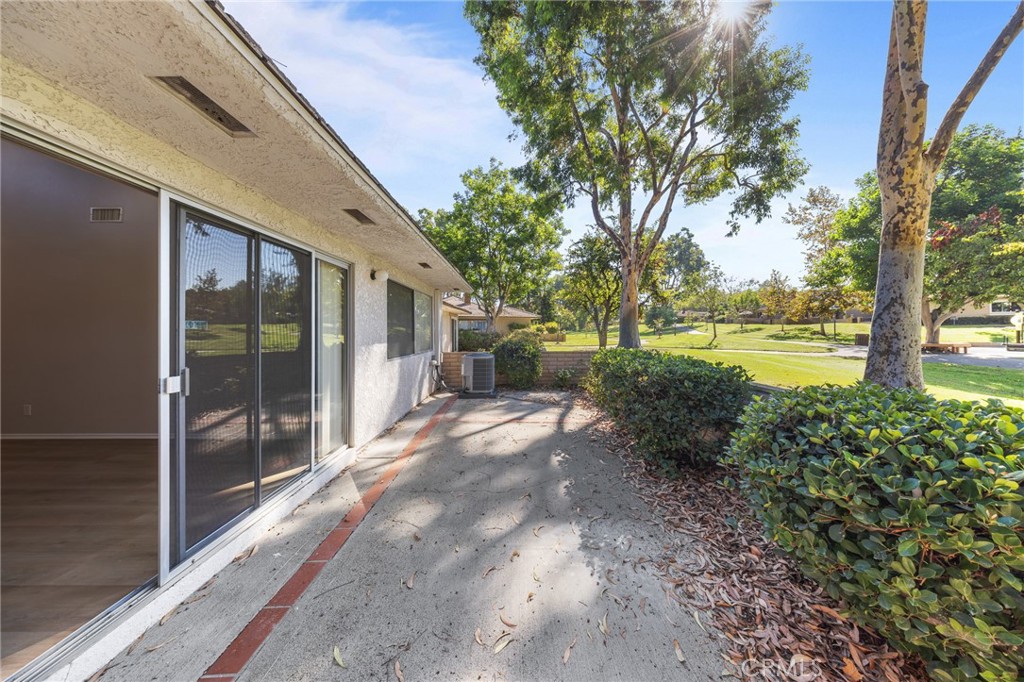 17284 Citron, Irvine CA 92612 - photo 39
