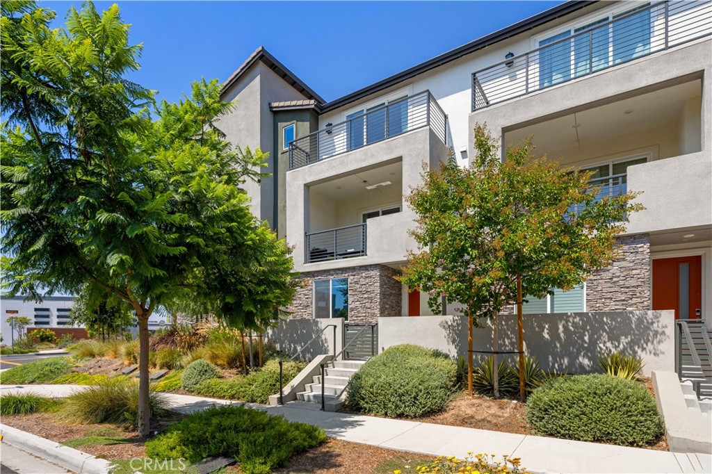 173 SENTOSA, Irvine CA 92618 - photo 1