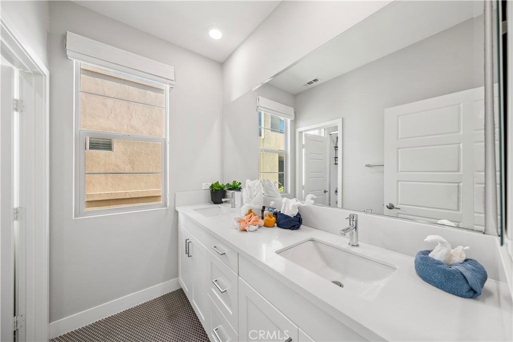 173 Terrapin, Irvine CA 92618 - photo 34