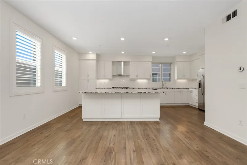 175 Cadence, Irvine, CA 92618