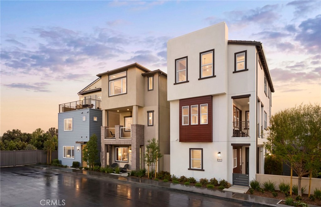 Photos uploaded are of the model representing the floor plan and are to demonstrate furniture layout. Furniture pictured - 175 Moody, Irvine CA 92618 - photo 17