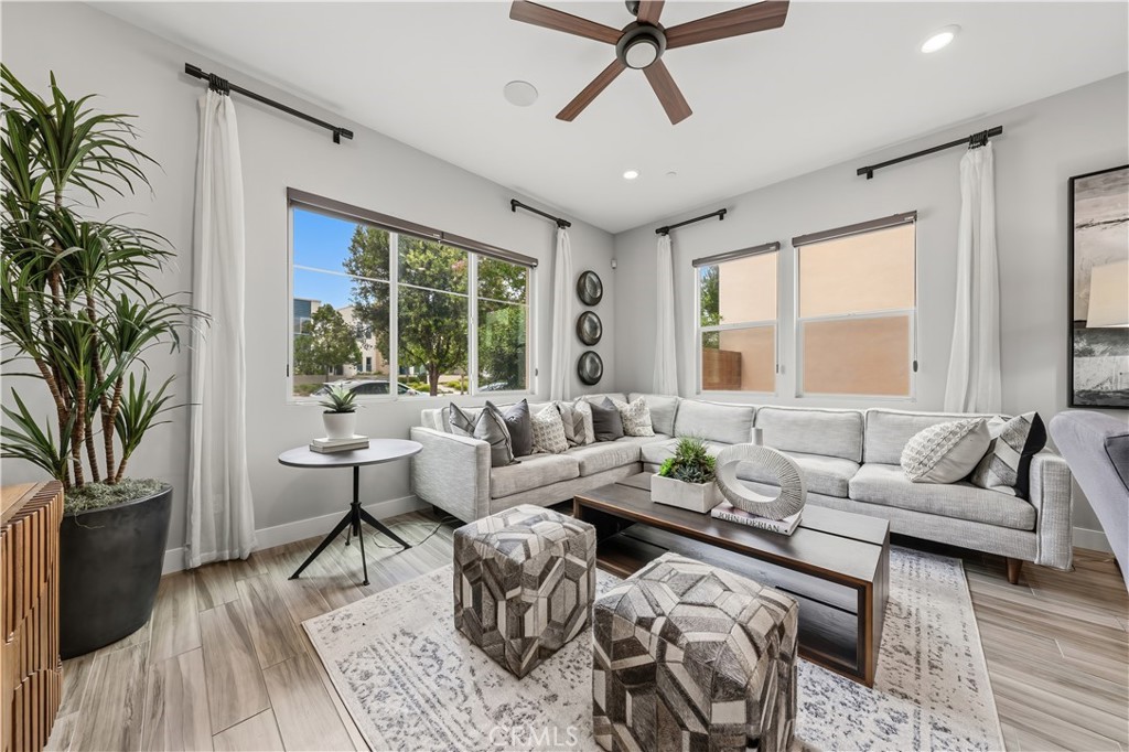 175 Terrapin, Irvine CA 92618 - photo 2
