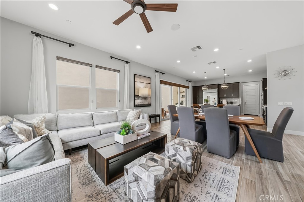 175 Terrapin, Irvine CA 92618 - photo 3
