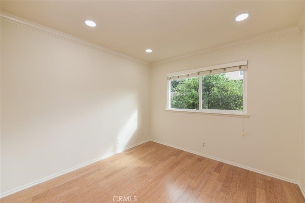 17562 Manchester Ave, Irvine CA 92614 - photo 13