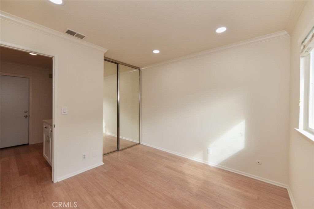 17562 Manchester Ave, Irvine CA 92614 - photo 14