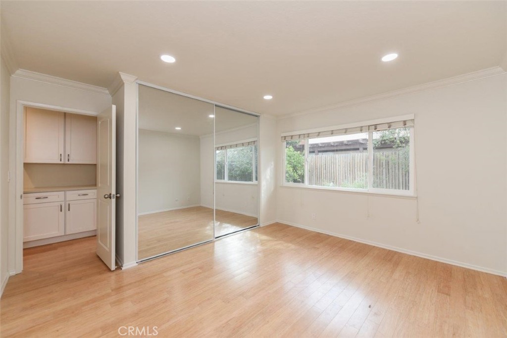 17562 Manchester Ave, Irvine CA 92614 - photo 16