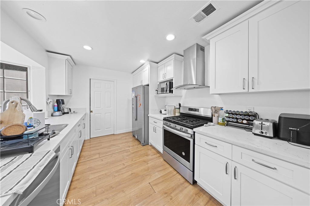 17612 Webster, Irvine CA 92614 - photo 9