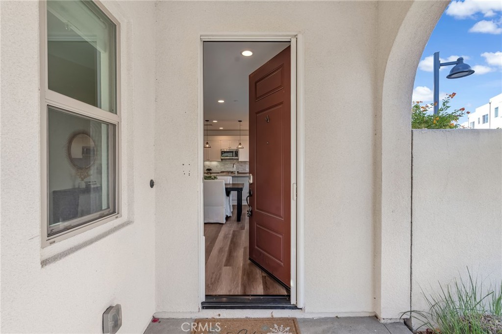 177 Frame, Irvine CA 92618 - photo 3
