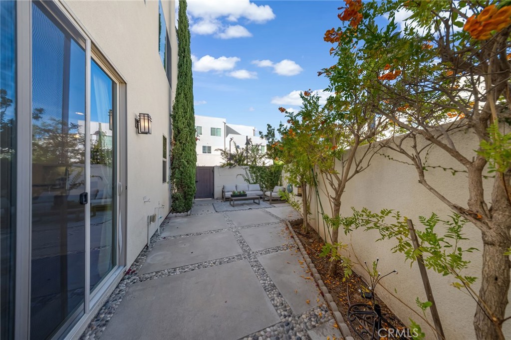 177 Frame, Irvine CA 92618 - photo 4