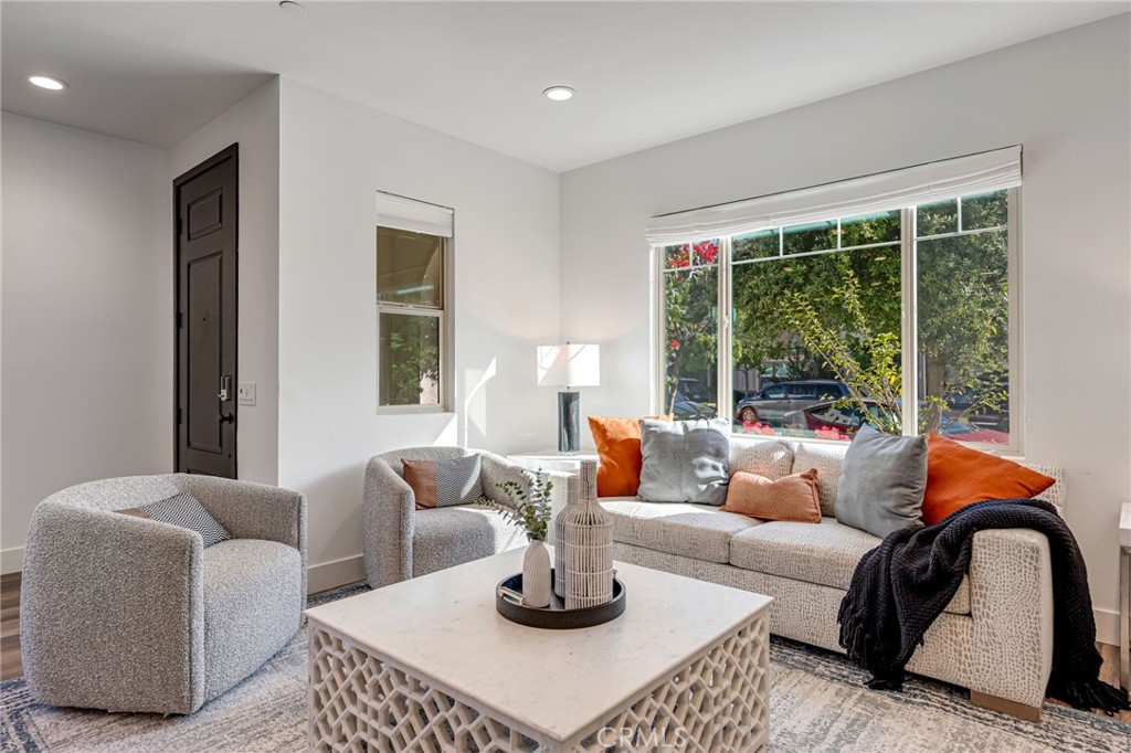 177 Frame, Irvine CA 92618 - photo 6