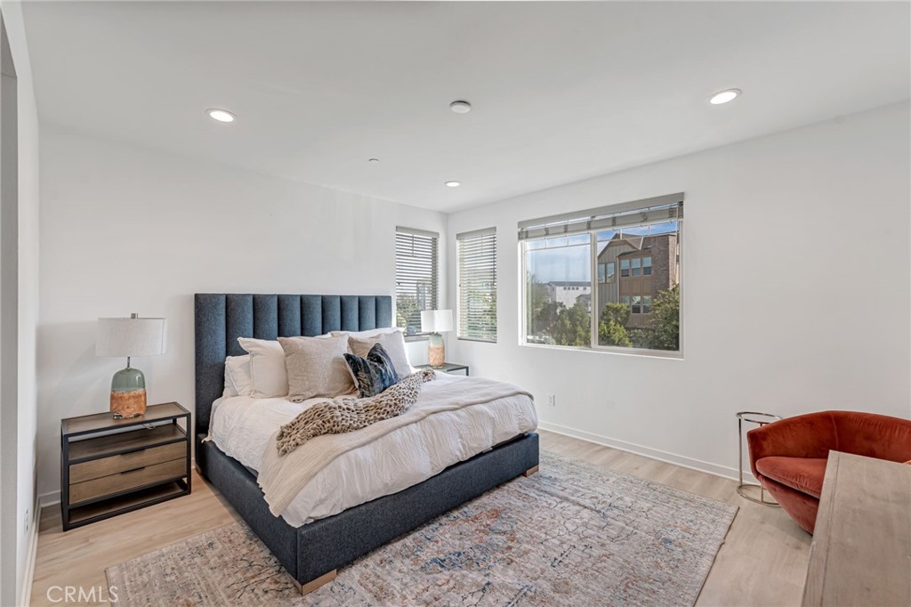 177 Frame, Irvine CA 92618 - photo 20