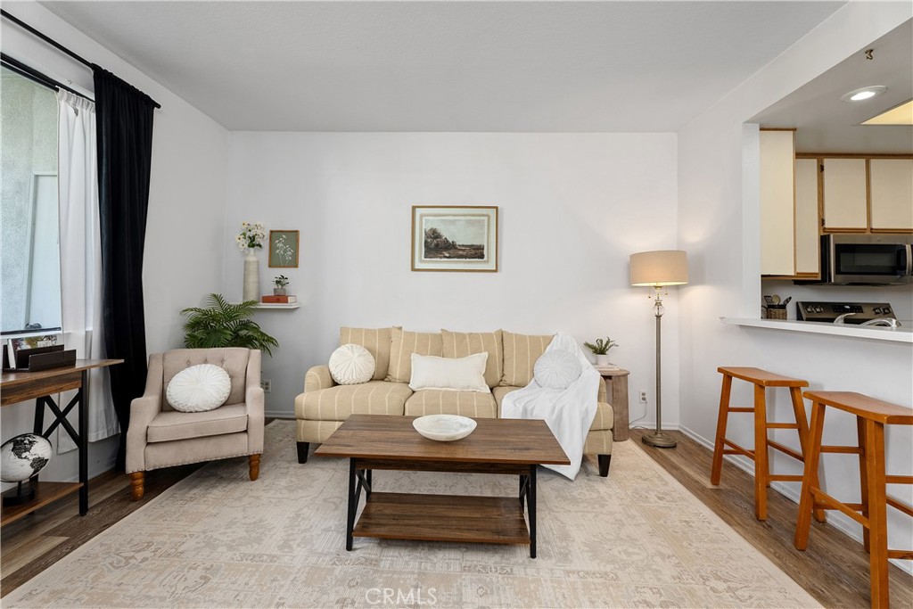living area - 177 Huntington, Irvine CA 92620 - photo 4