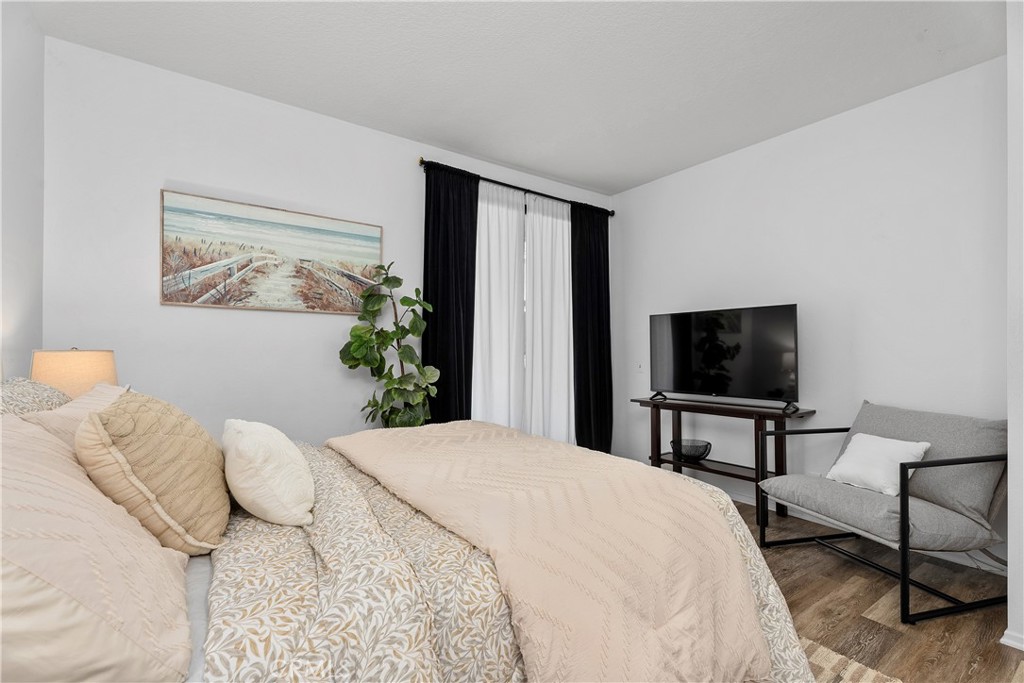 master bedroom - 177 Huntington, Irvine CA 92620 - photo 10