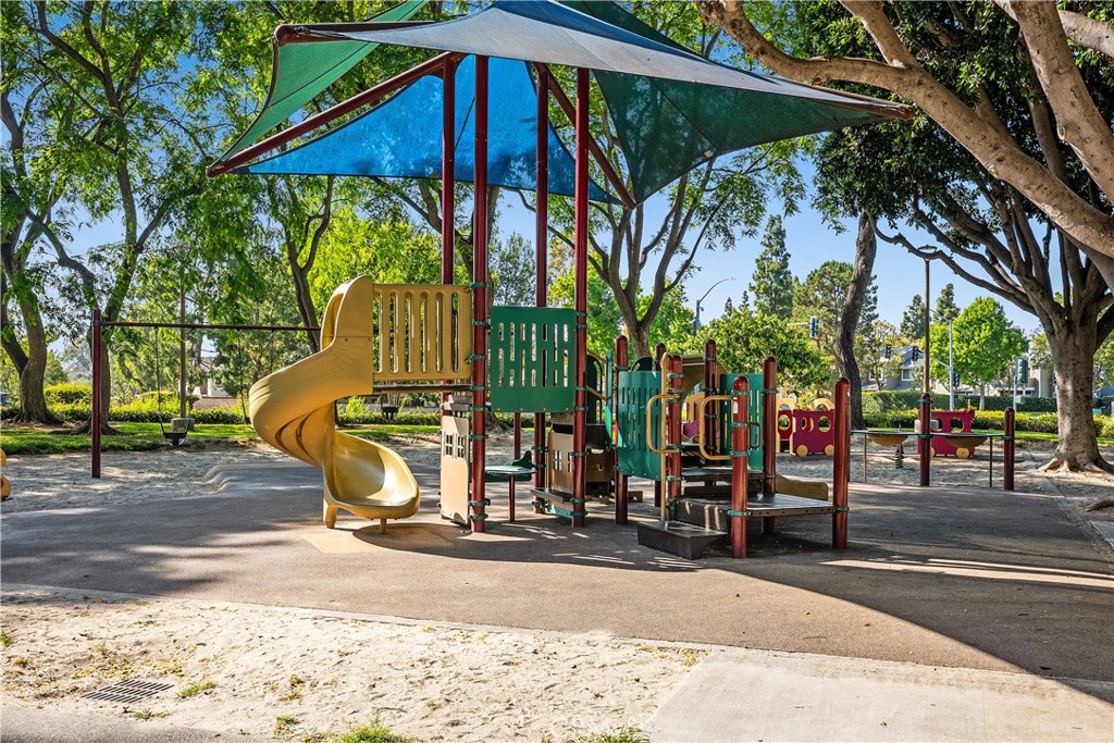 local park - 177 Huntington, Irvine CA 92620 - photo 15