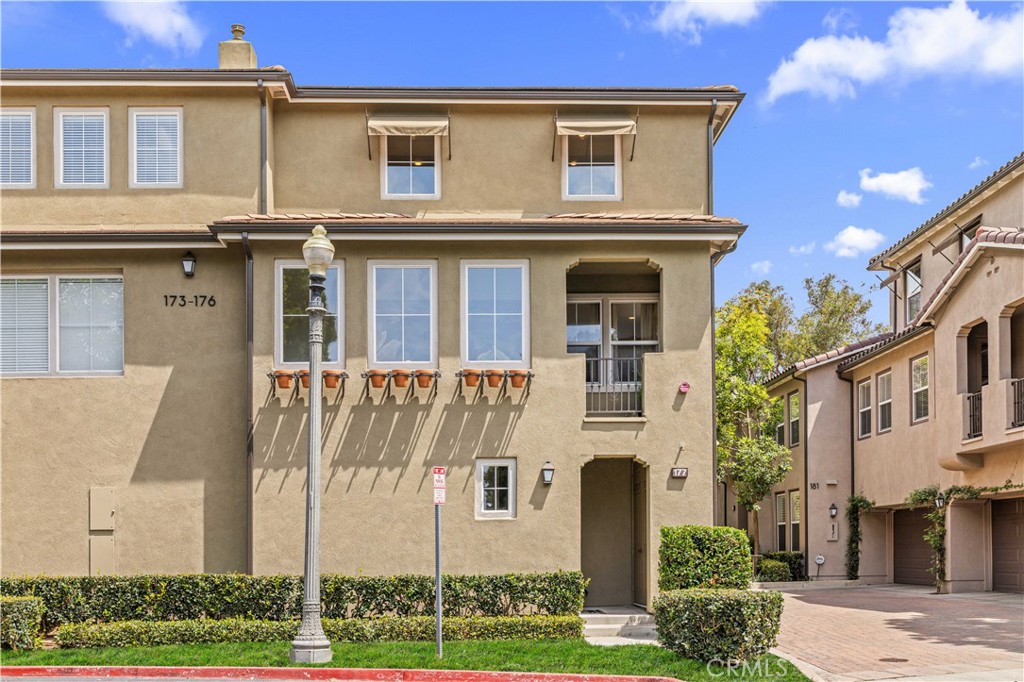 177 Lockford, Irvine CA 92602 - photo 5